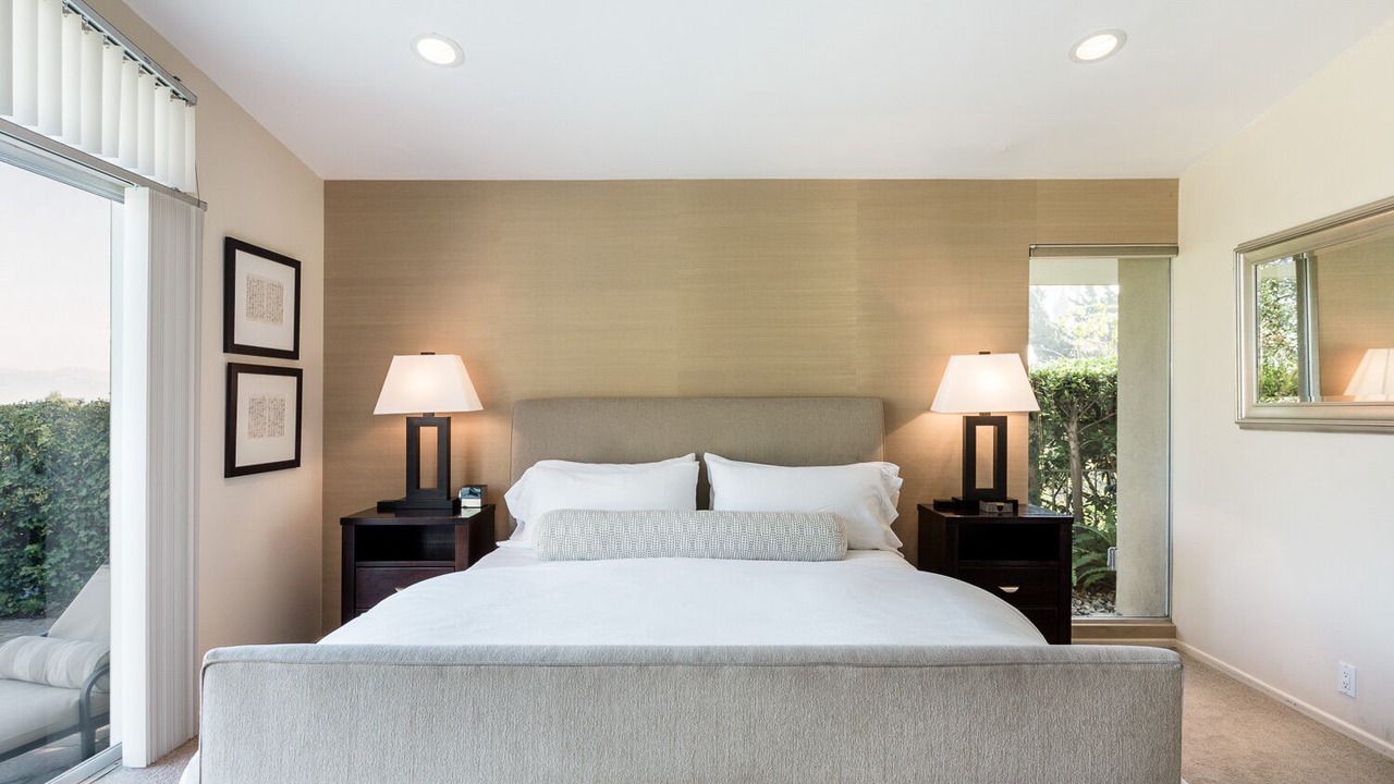 Photo of Bedroom in Hollywood Hills West