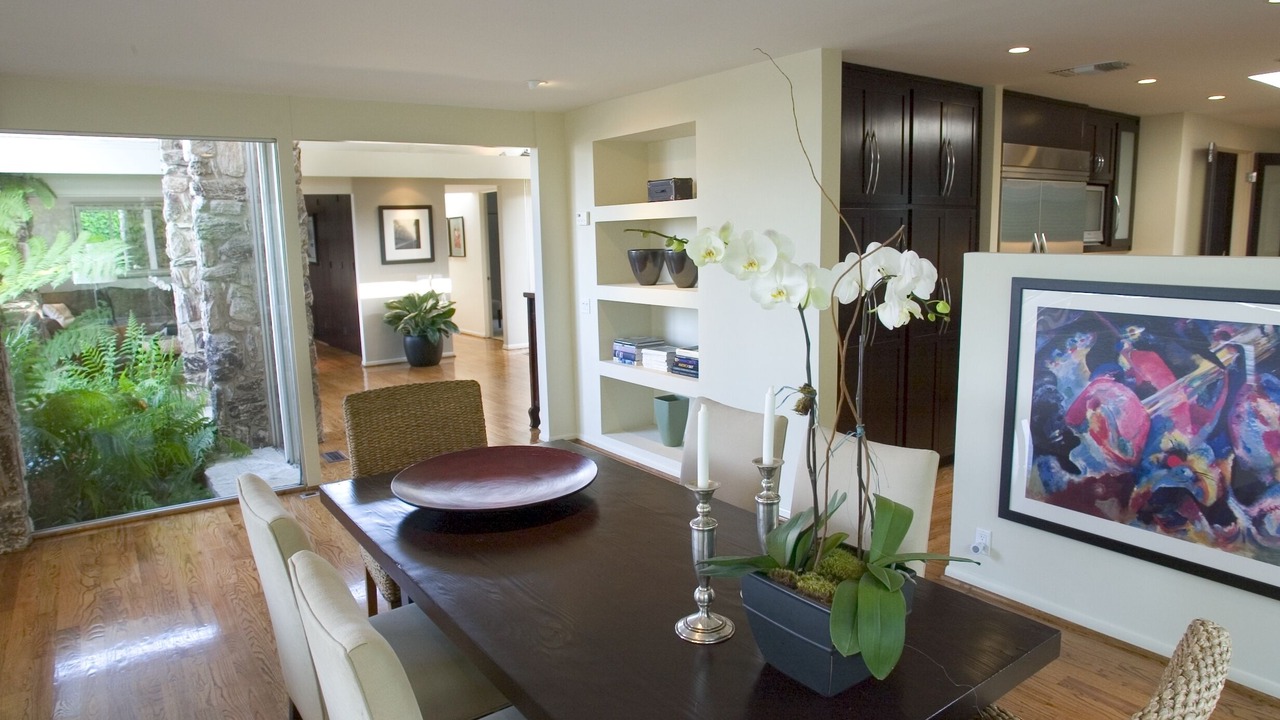 Photo of Bedroom in Hollywood Hills West
