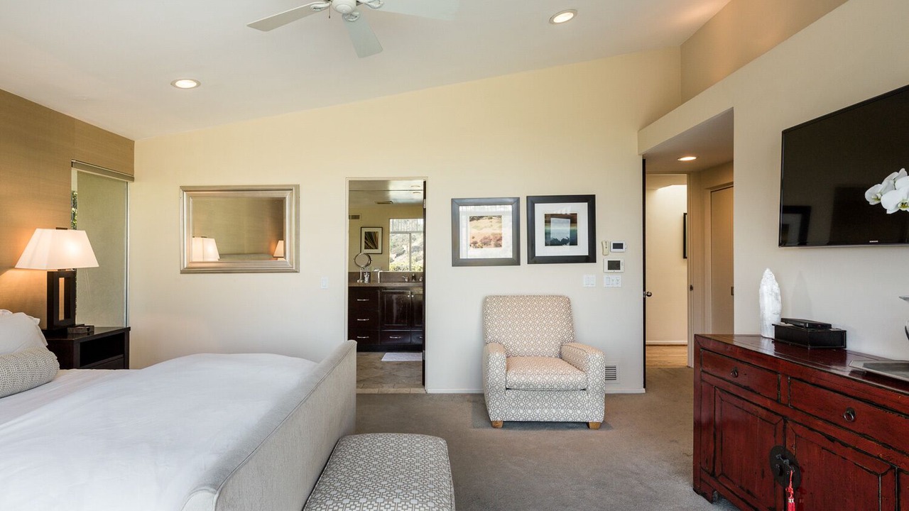 Photo of Bedroom in Hollywood Hills West