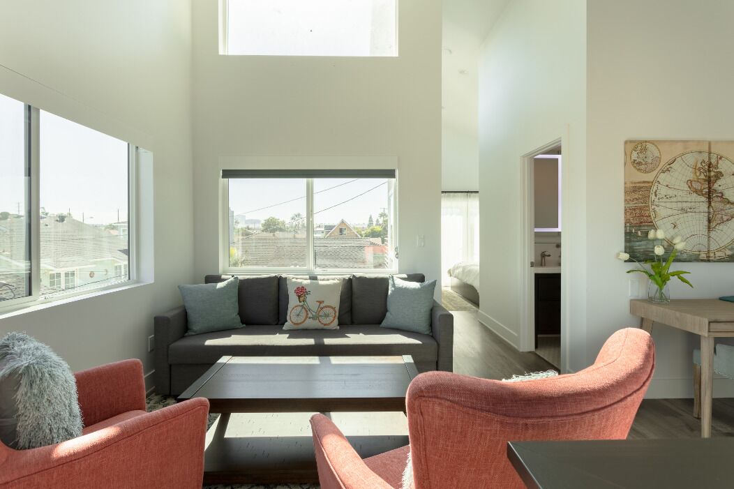 Photo of Livingroom in Del Aire