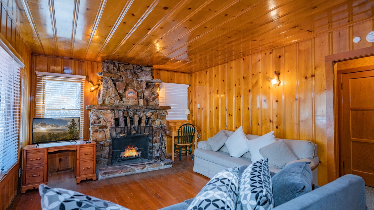Photo of Livingroom in Peter Pan