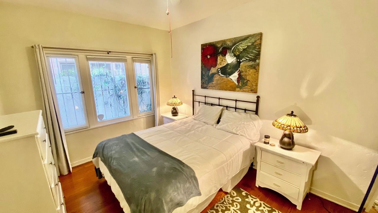 Photo of Bedroom in La Brea