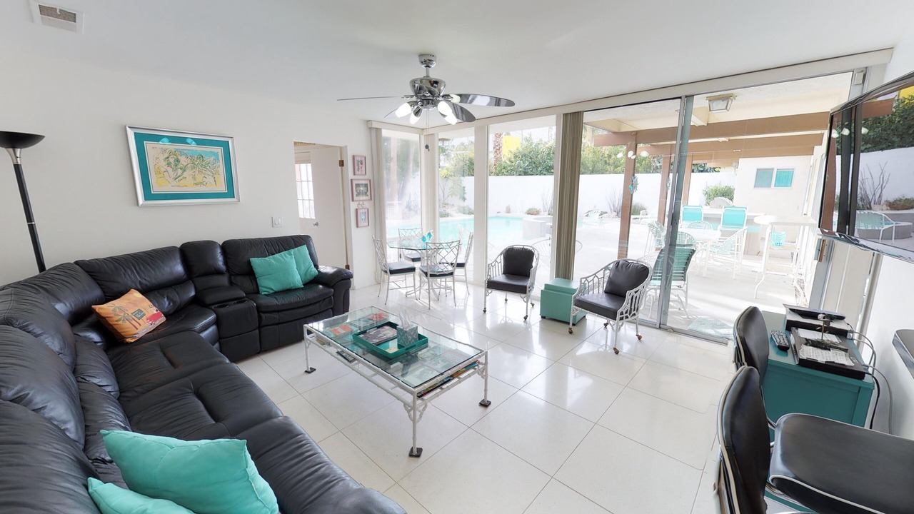 Photo of Livingroom in Sonora Sunrise