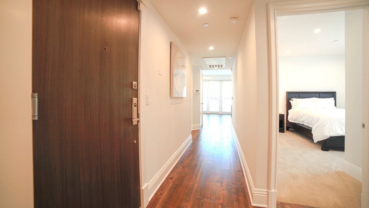 Photo of Bedroom in Pico - Robertson