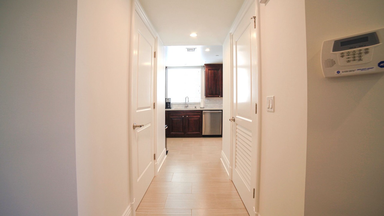 Photo of Bathroom in Pico - Robertson