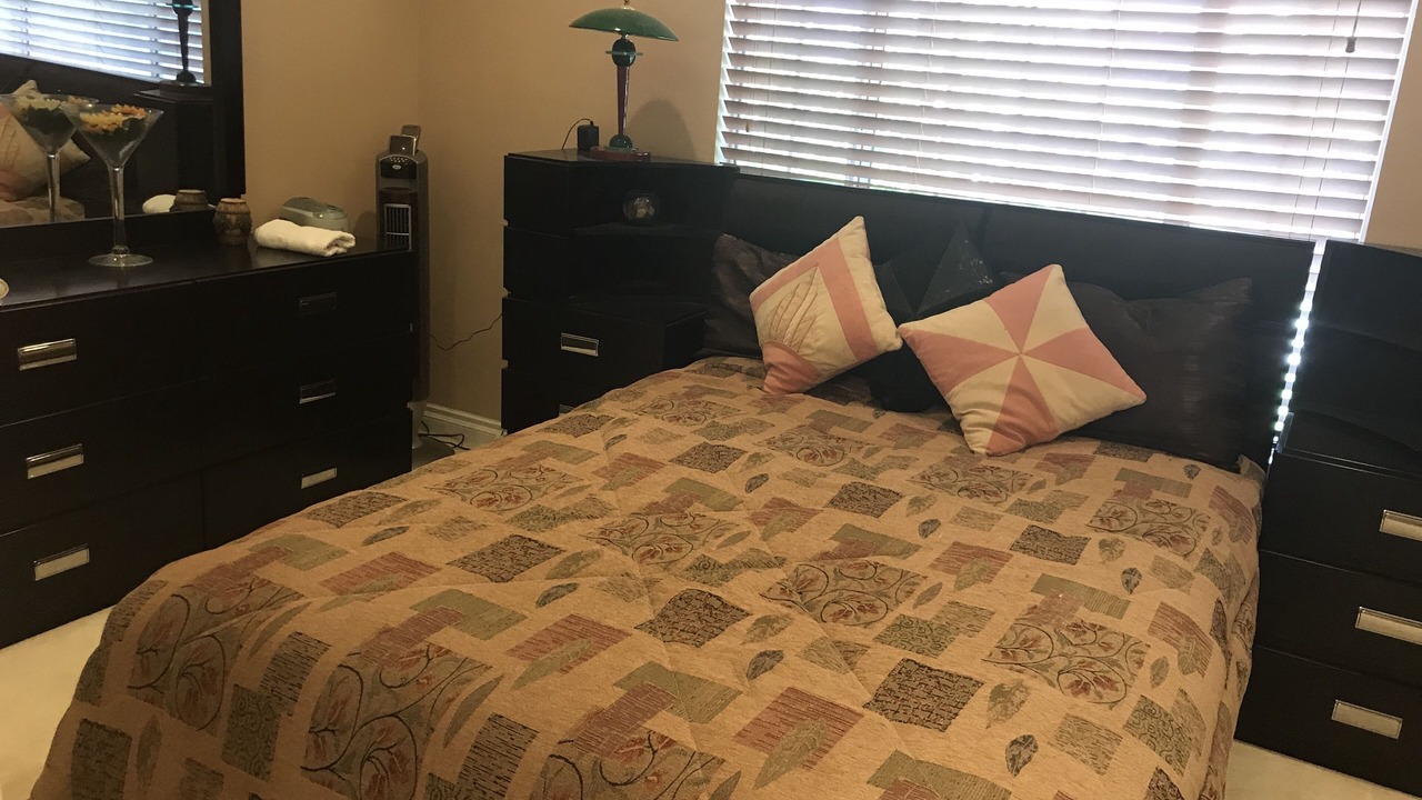 Photo of Bedroom in Woodland Hills