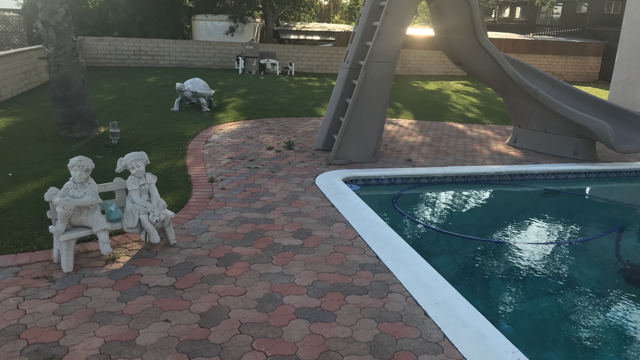 Photo of Outdoor in Woodland Hills