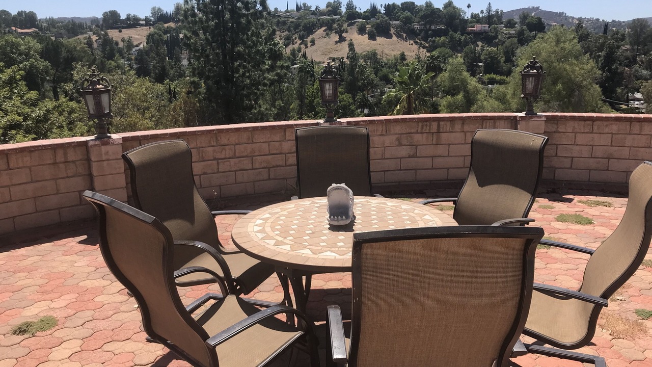 Photo of Outdoor in Woodland Hills