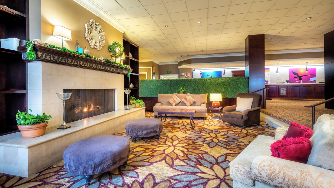 Photo of Livingroom in Anaheim Resort