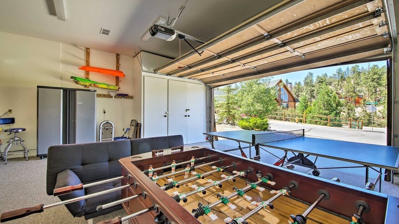 Photo of Bedroom in Castle Glen Estates