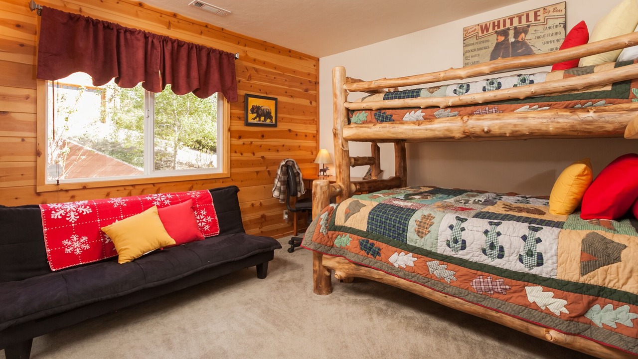 Photo of Bedroom in Castle Glen Estates