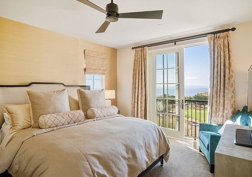 Photo of Bedroom in Rancho Palos Verdes