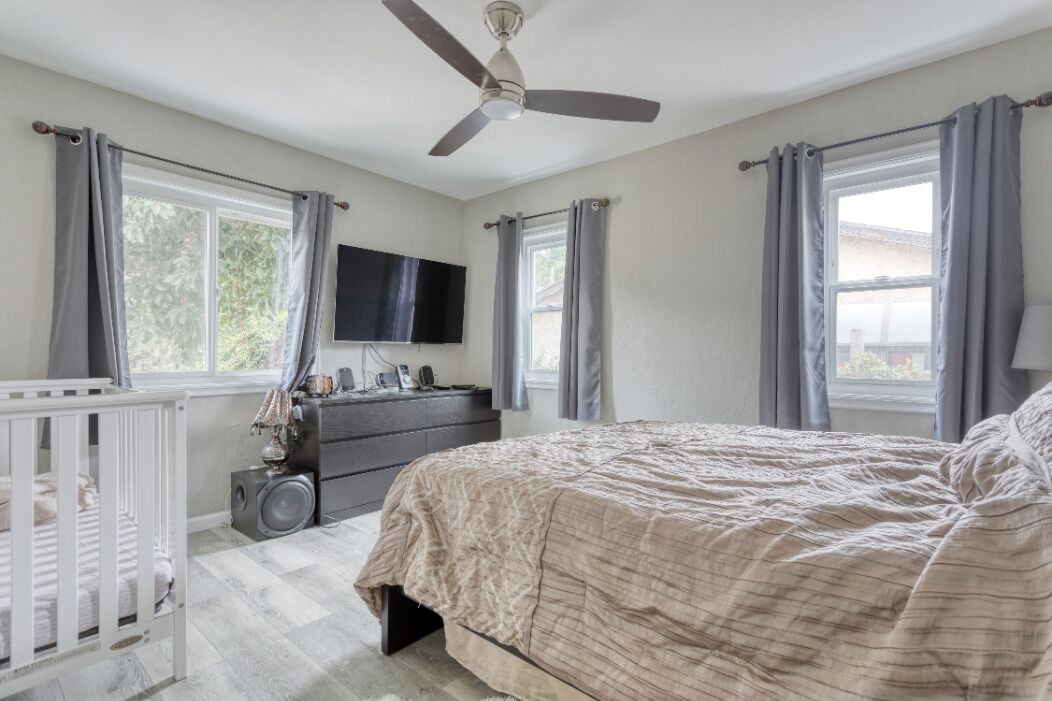 Photo of Bedroom in East Pasadena