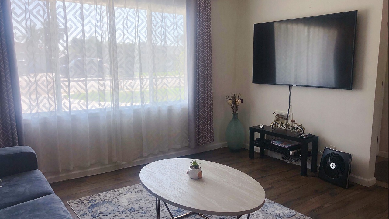 Photo of Livingroom in Walnut Valley
