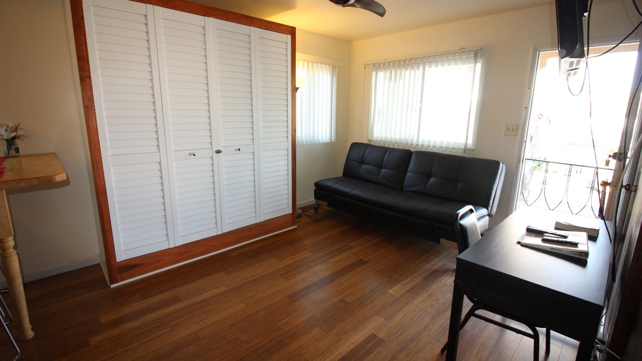 Photo of Livingroom in South Mission Beach
