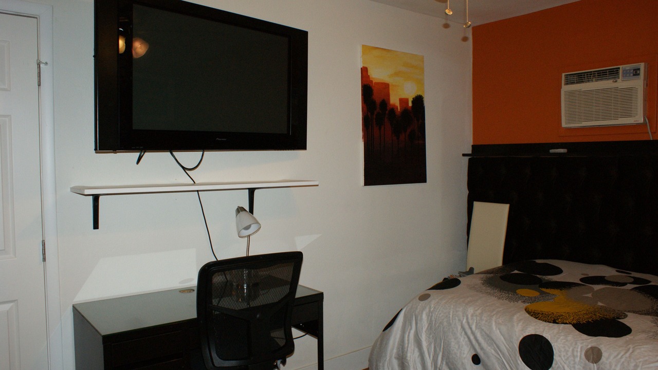 Photo of Bedroom in San Gabriel