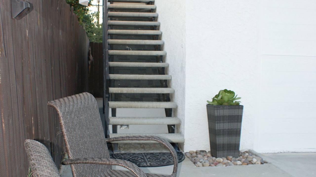 Photo of Patio Balcony in San Gabriel