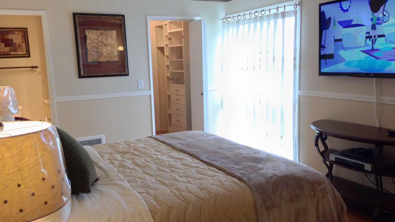Photo of Bedroom in South Redondo