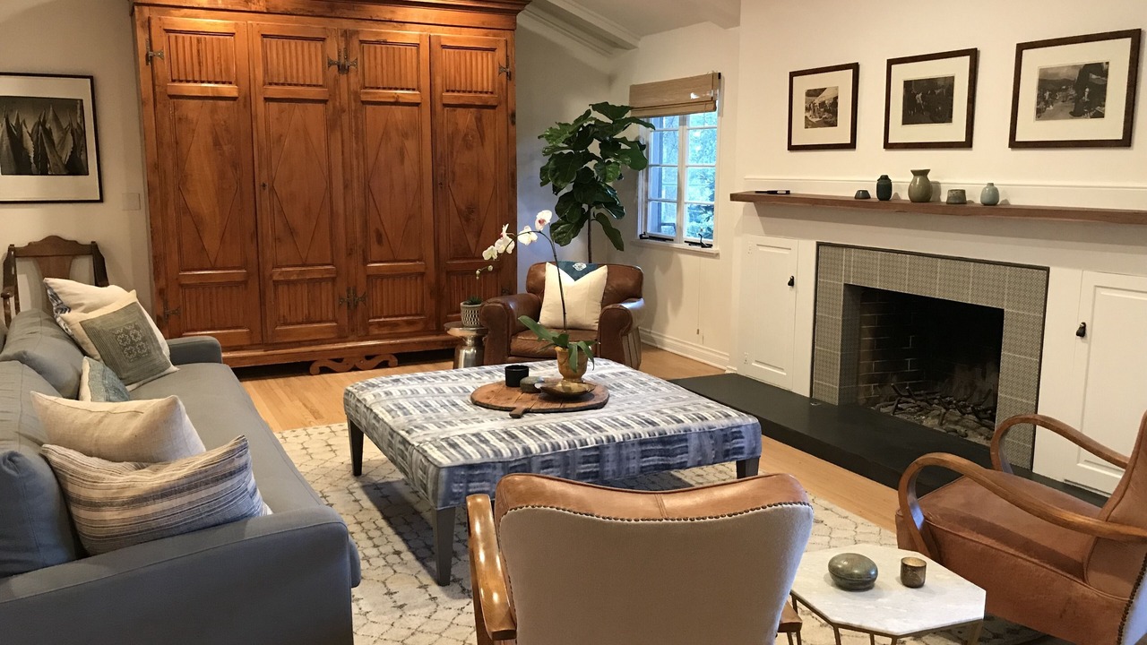 Photo of Livingroom in Altadena