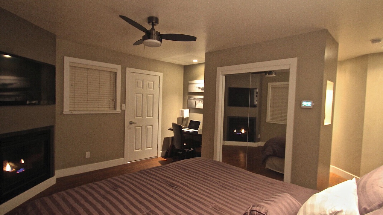 Photo of Bedroom in Lakeside Park