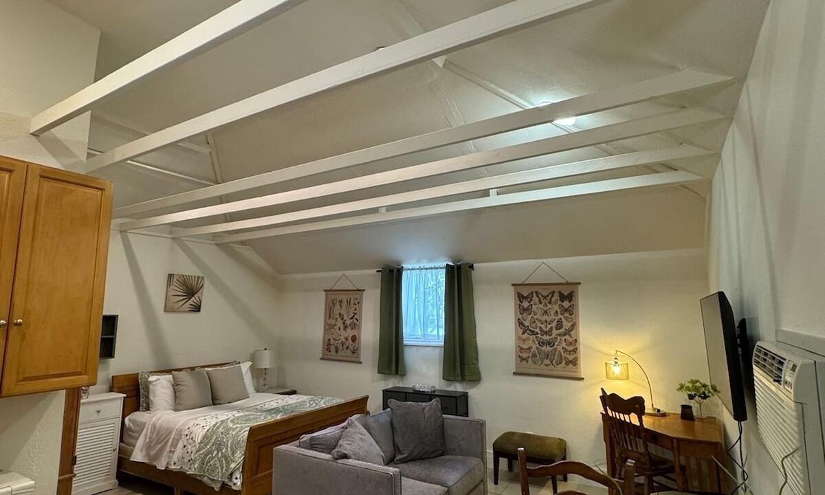 Photo of Bedroom in Van Nuys