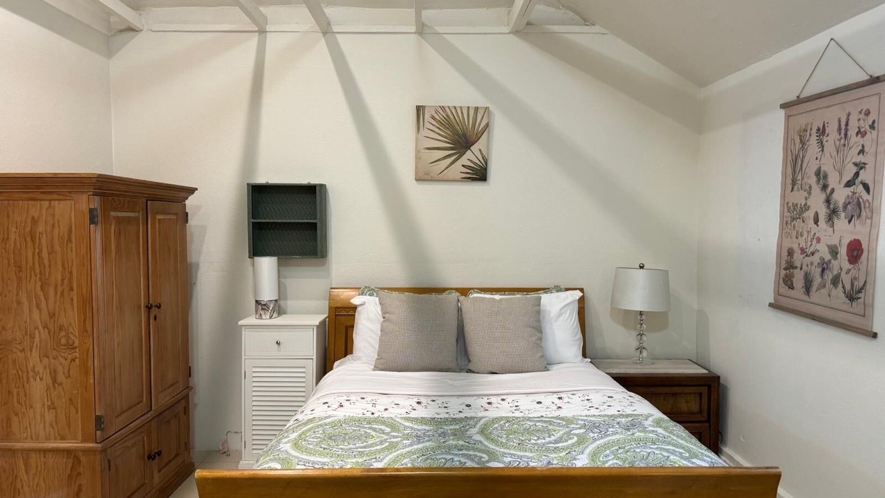 Photo of Bedroom in Van Nuys