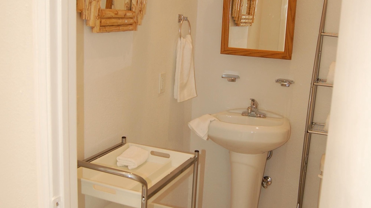 Photo of Bathroom in Van Nuys