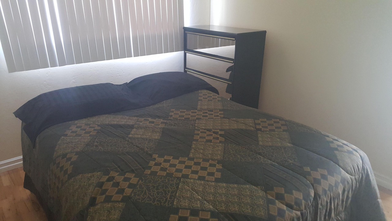 Photo of Bedroom in Mesa Del Mar