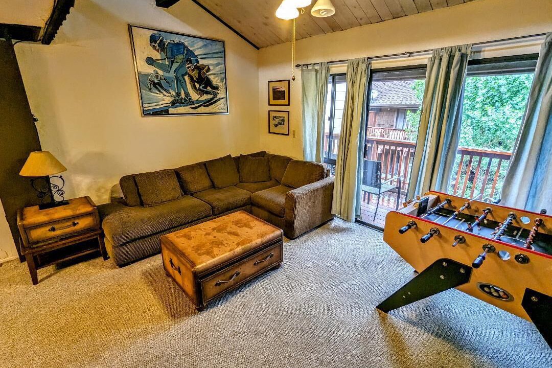 Photo of Livingroom in Big Bear Lake