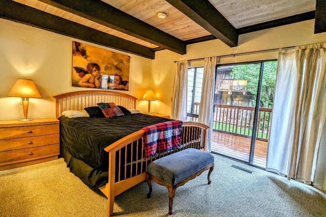 Photo of Bedroom in Big Bear Lake