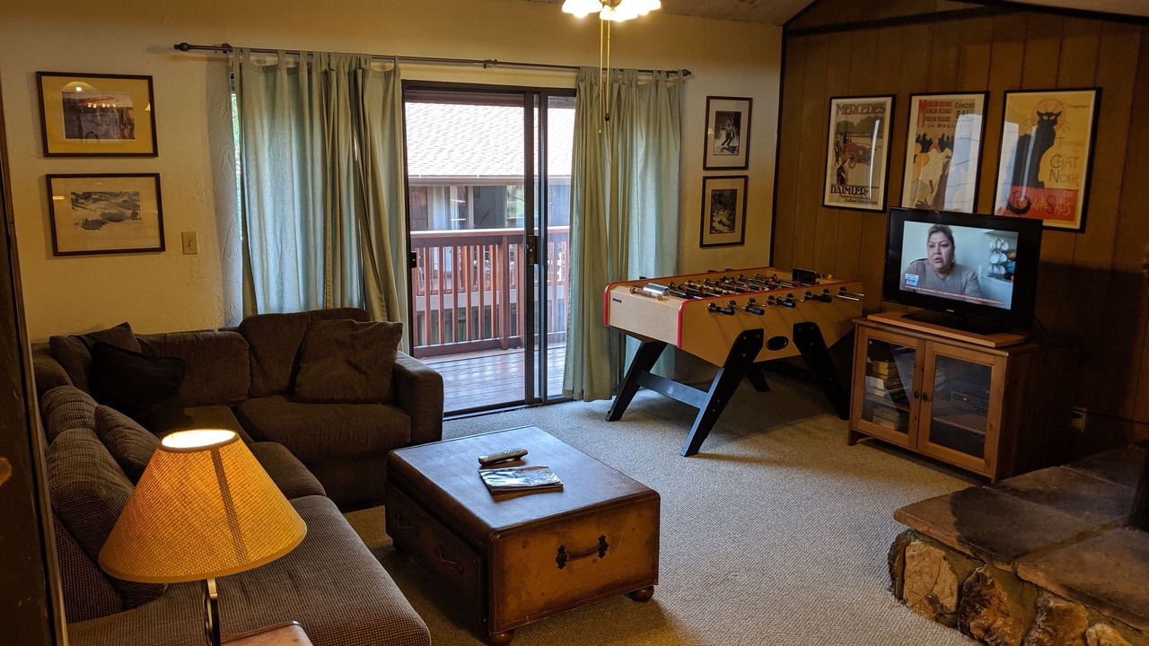 Photo of Livingroom in Big Bear Lake