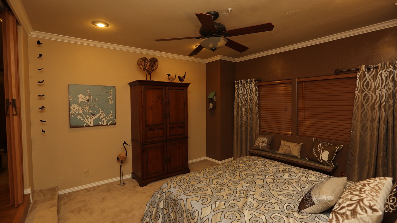 Photo of Bedroom in Lake Arrowhead