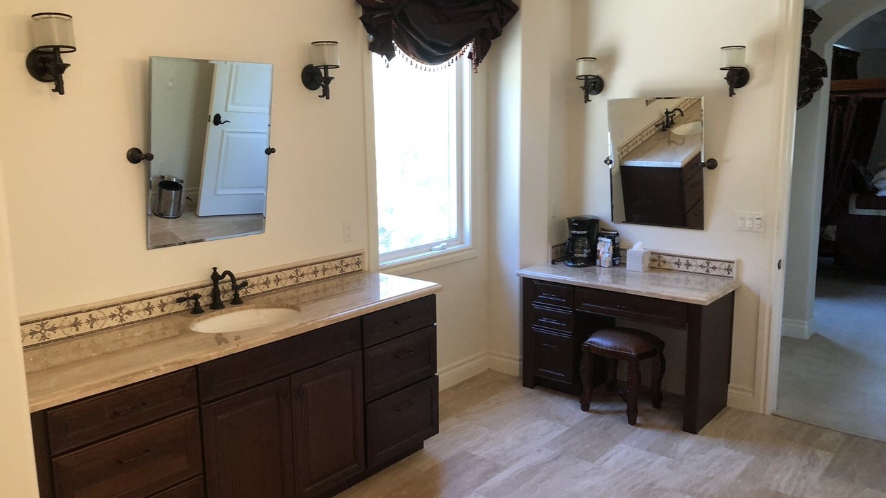 Photo of Bathroom in Calabasas