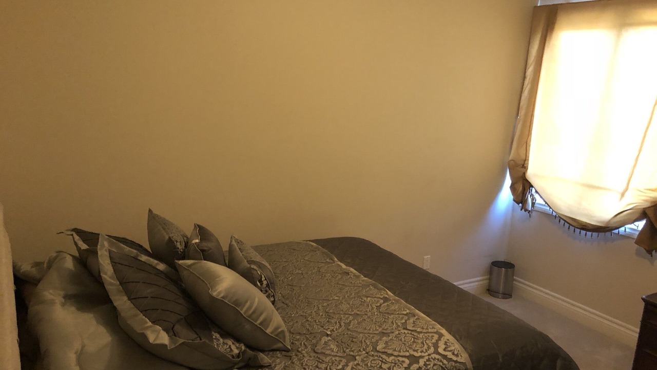 Photo of Bedroom in Calabasas