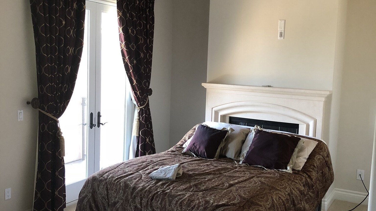 Photo of Bedroom in Calabasas