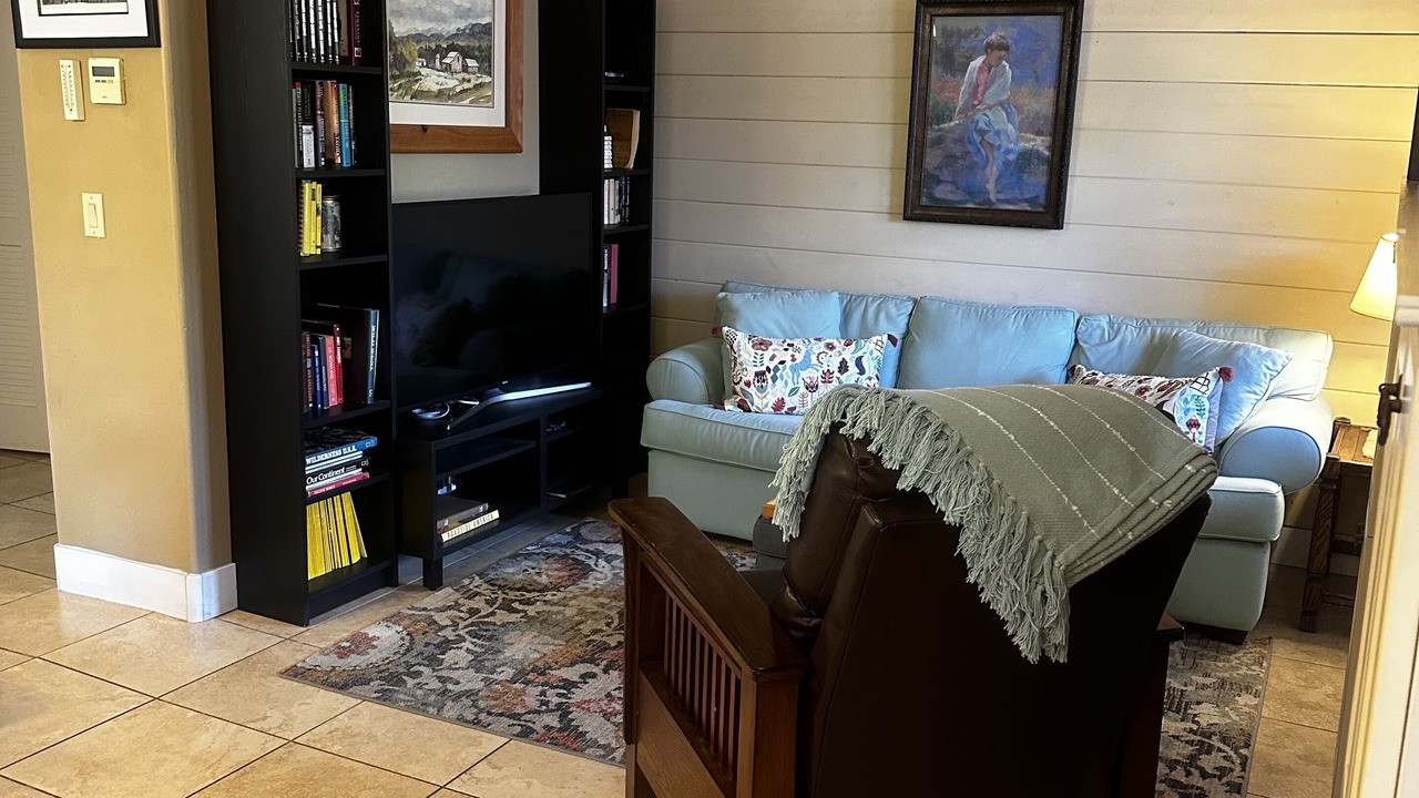 Photo of Livingroom in Three Rivers