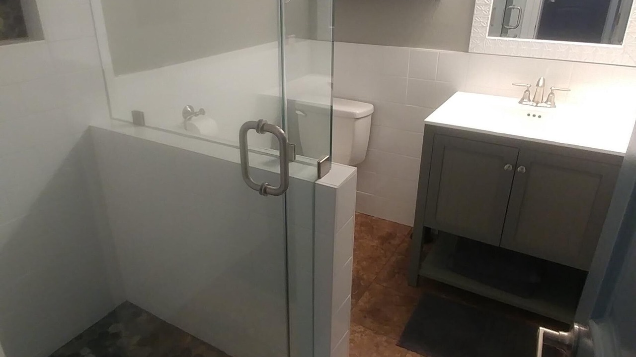 Photo of Bathroom in Agoura Hills