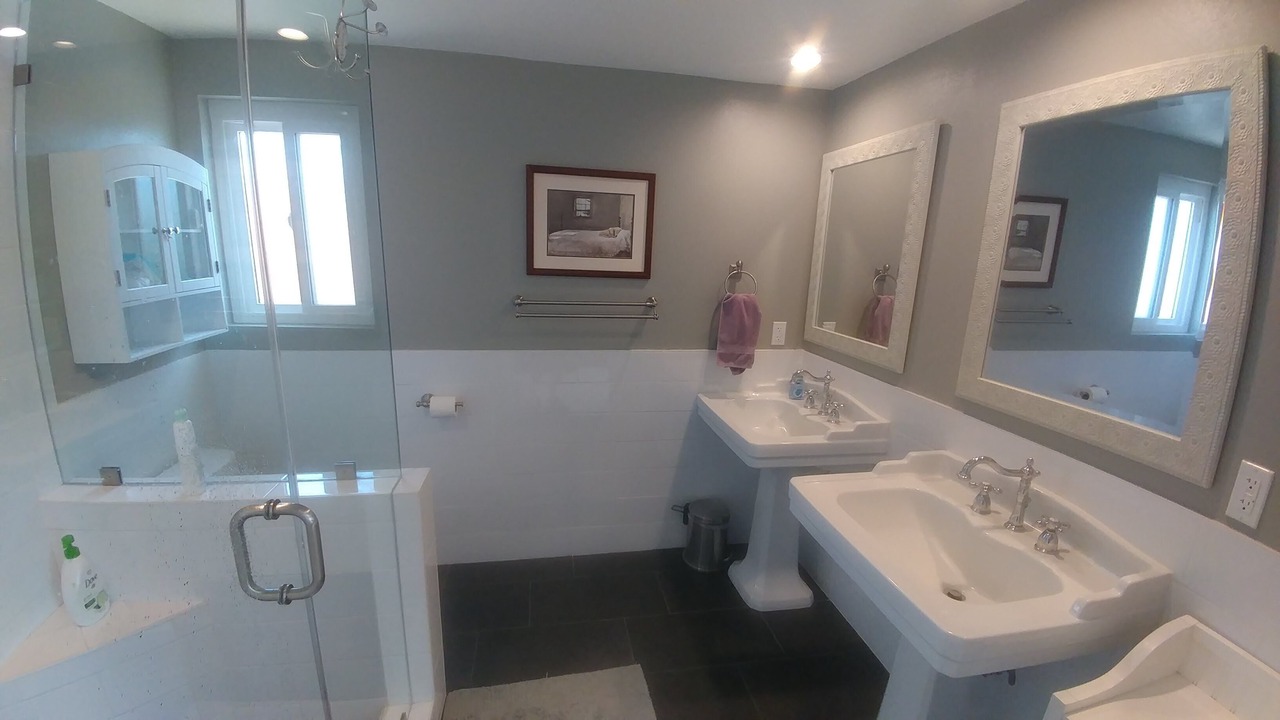 Photo of Bathroom in Agoura Hills