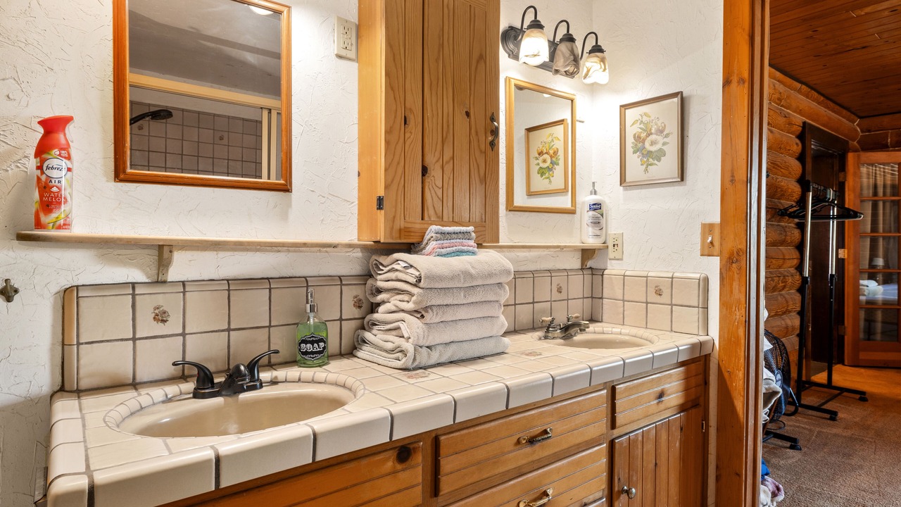 Photo of Bathroom in Wofford Heights