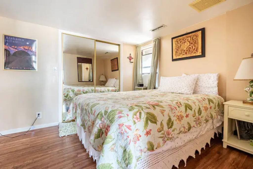 Photo of Bedroom in Lone Pine