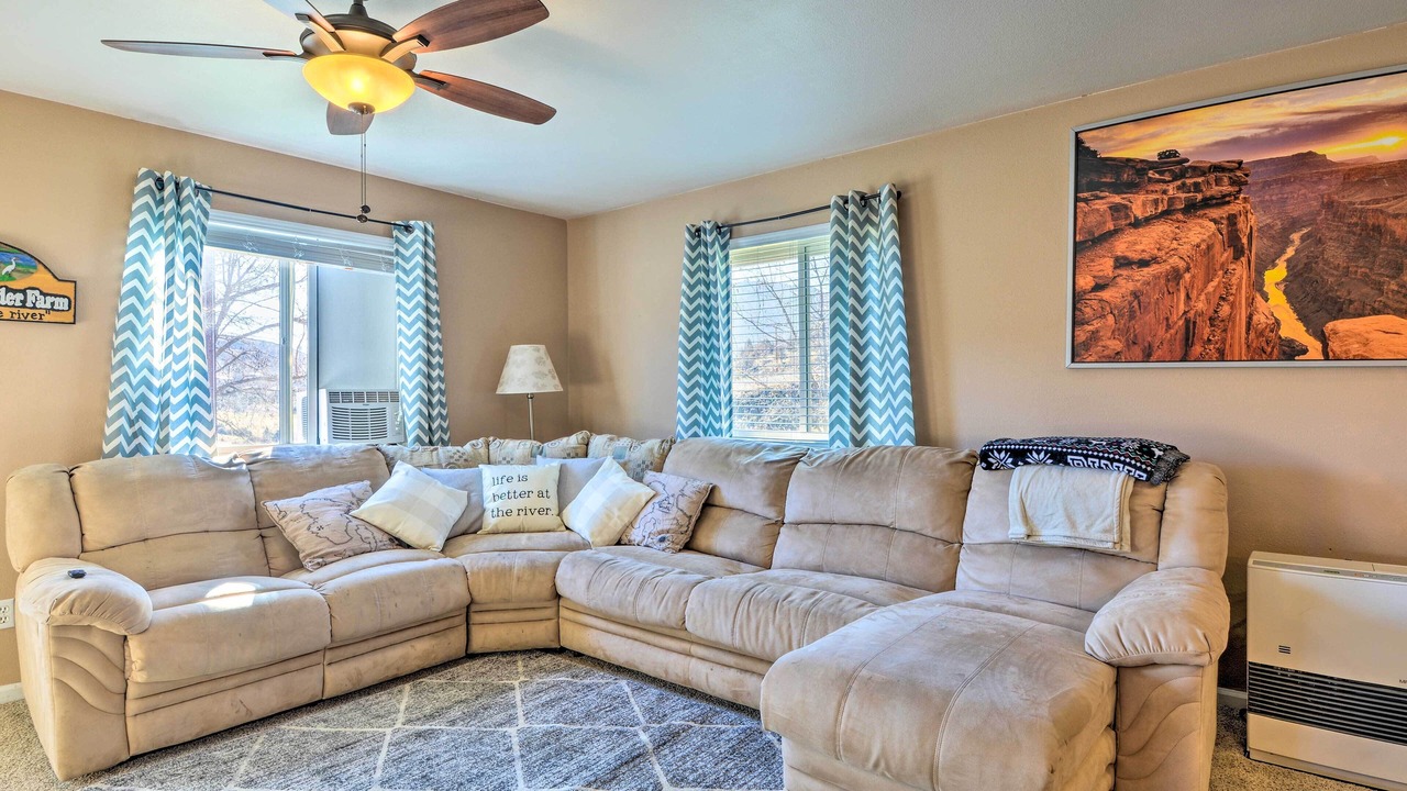 Photo of Bedroom in Hornbrook