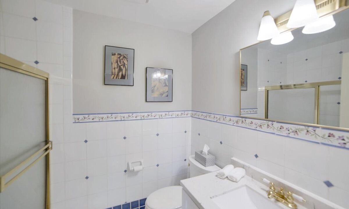 Photo of Bathroom in Greenbriar
