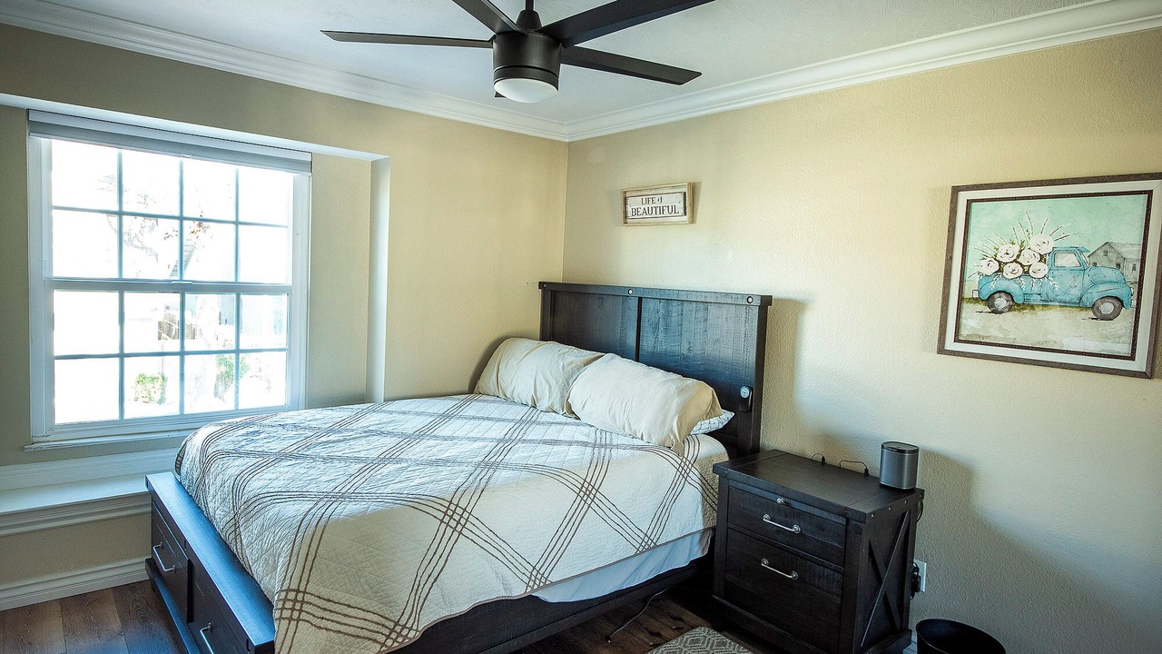 Photo of Bedroom in North Tustin