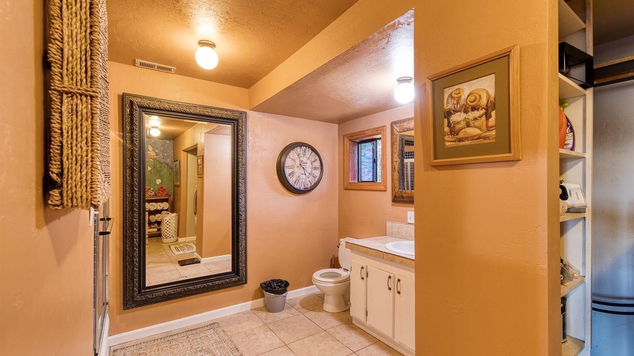Photo of Bathroom in Ukiah