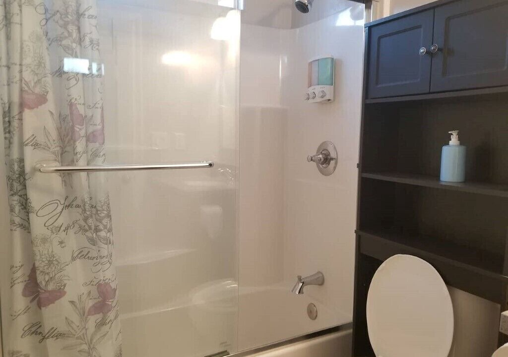 Photo of Bathroom in Sherwood Forest and Thistle Development