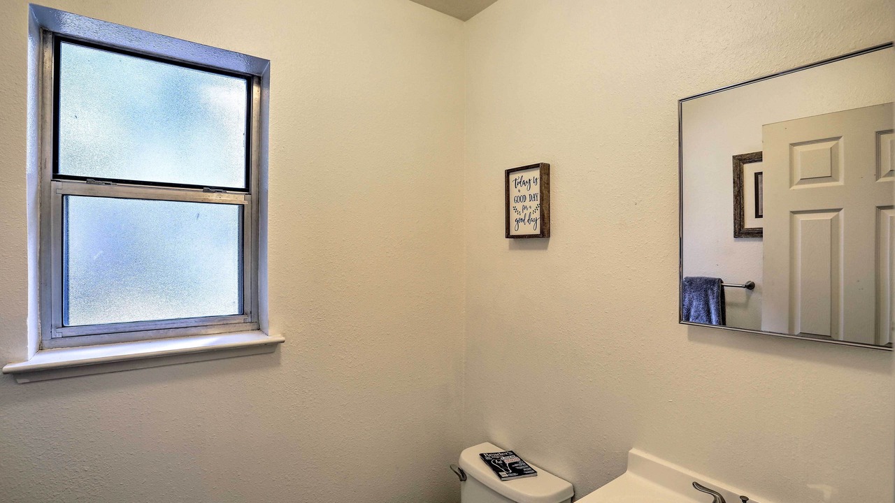 Photo of Bathroom in Shingletown