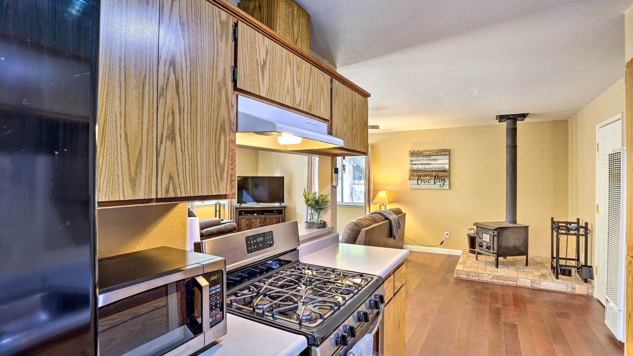 Photo of Kitchen in Shingletown