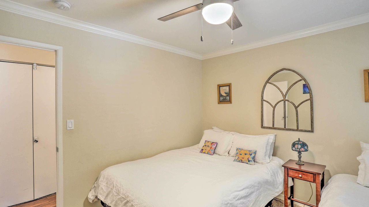 Photo of Bedroom in Lakehead-Lakeshore