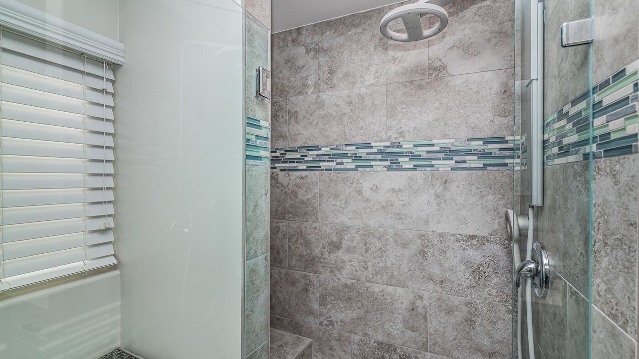 Photo of Bathroom in Cardiff-by-the-Sea