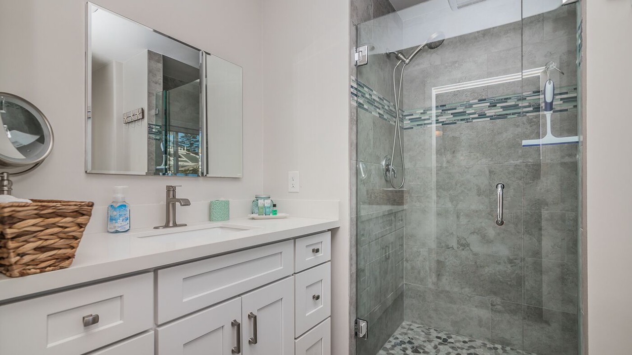 Photo of Bathroom in Cardiff-by-the-Sea